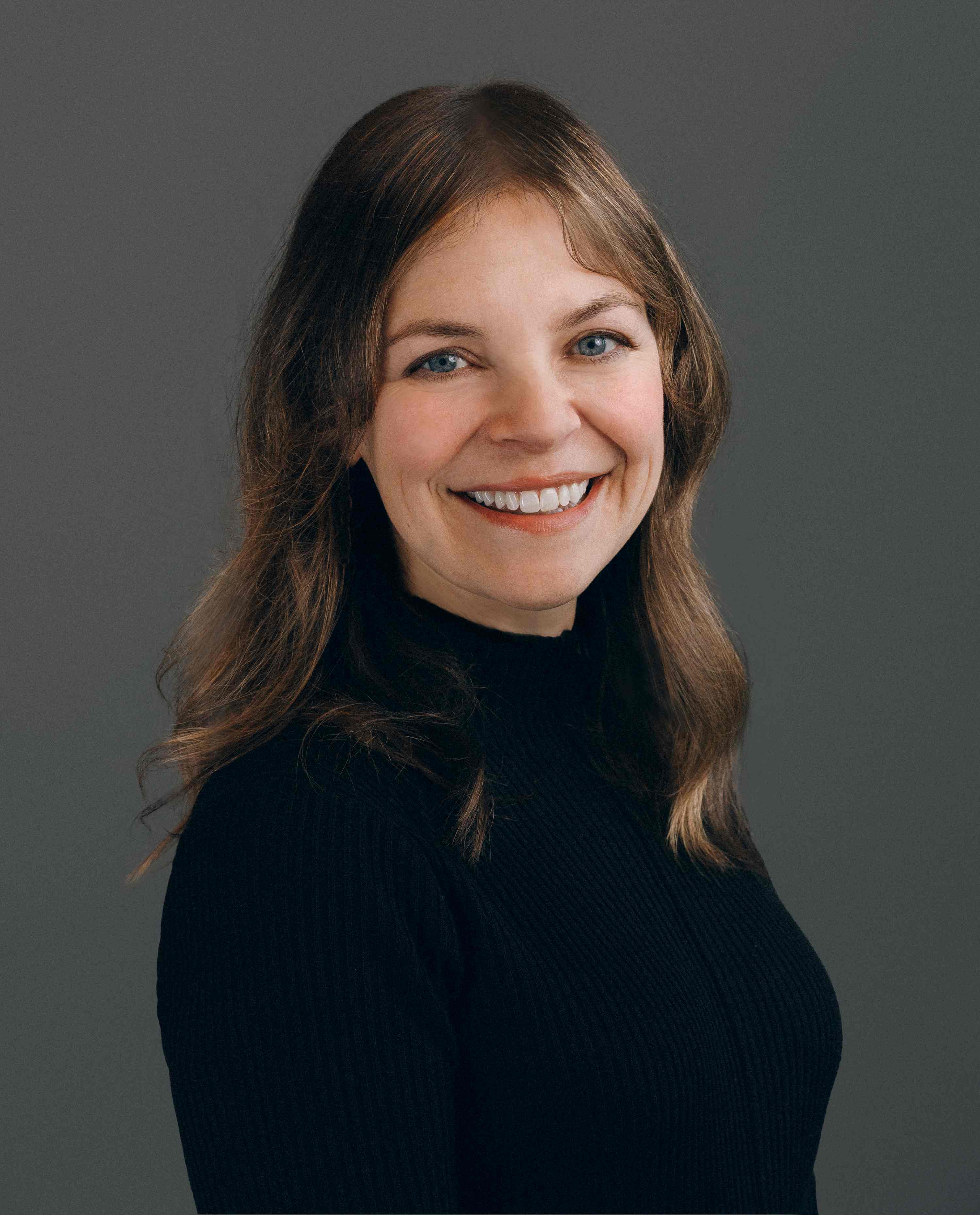 Stephanie Timm's headshot