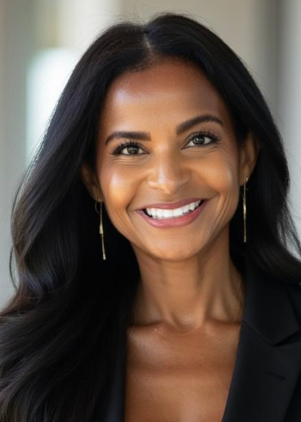Angela Moore Headshot